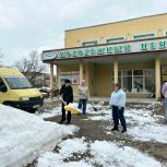 В Чистополе единороссы приняли участие в очистке территории возле Молодёжного центра