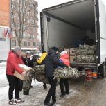 Подмосковная «Единая Россия» направила в зону СВО новые партии помощи