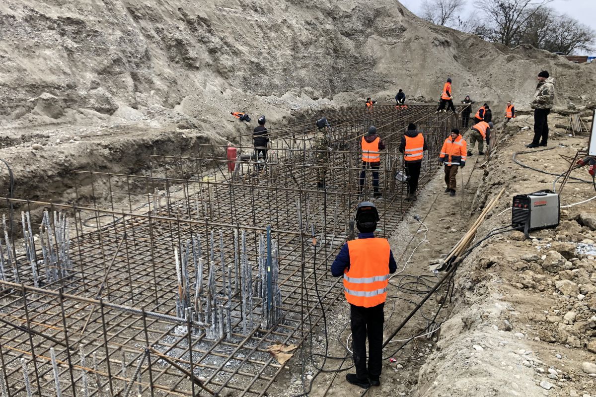 Продолжается капитальный ремонт на автодороге Новопавловск - Прохладный - Моздок в КБР