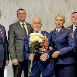 Ветерана Великой Отечественной войны поздравили со 100-летним юбилеем
