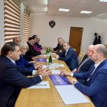 Джамаладин Гасанов презентовал проект «Истоки героизма» в Кизляре