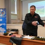 Уроки жизни: в новокуйбышевской школе №3 прошёл мастер-класс по тактической медицине от участника СВО