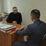 Депутат «Единой России» Марсель Салахов принял участие в ярмарке вакансий для участников СВО в Трехгорном