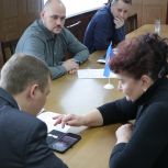 «Единая Россия» продолжает проводить прием граждан