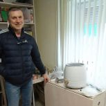 Единороссы оказали помощь волонтёрам из посёлка Яблоневка при изготовлении специзделий для военнослужащих СВО