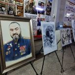 При содействии «Единой России» во Владикавказе открылась выставка «Герои Отечества»