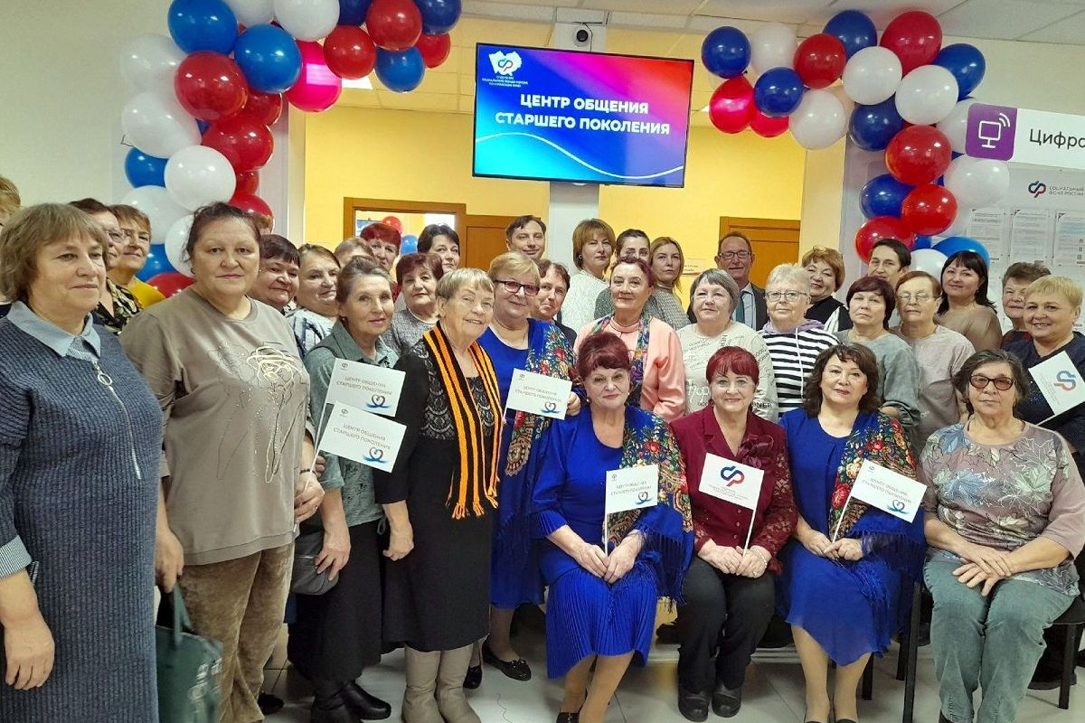 Центр общения старшего поколения открылся в Крутихинском районе