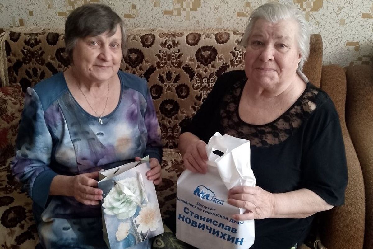 85-летний юбилей отметила жительница Металлургического района Валентина Петровна Яковлева