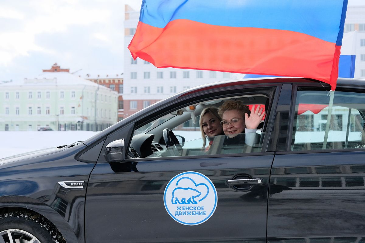 Автопробег «Женского движения Единой России» в поддержку защитников Отечества прошёл в Томске