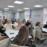 В преддверии 8 Марта в Штабе общественной поддержки «Единой России» в РТ  чествовали женщин-волонтеров