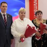 В Новошешминском районе награды погибших героев СВО передали их семьям
