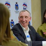 Александр Козловский встретился с псковскими студенческими отрядами