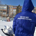 Бузулукские молодогвардейцы провели «Снежный десант» в детском саду №26