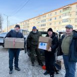 Автомобили, генераторы, медикаменты: «Единая Россия» отправила из Пыть-Яха на Донбасс больше 3 тонн посылок