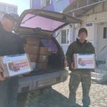 «Единая Россия» передала гуманитарный груз бойцам 59-го танкового полка