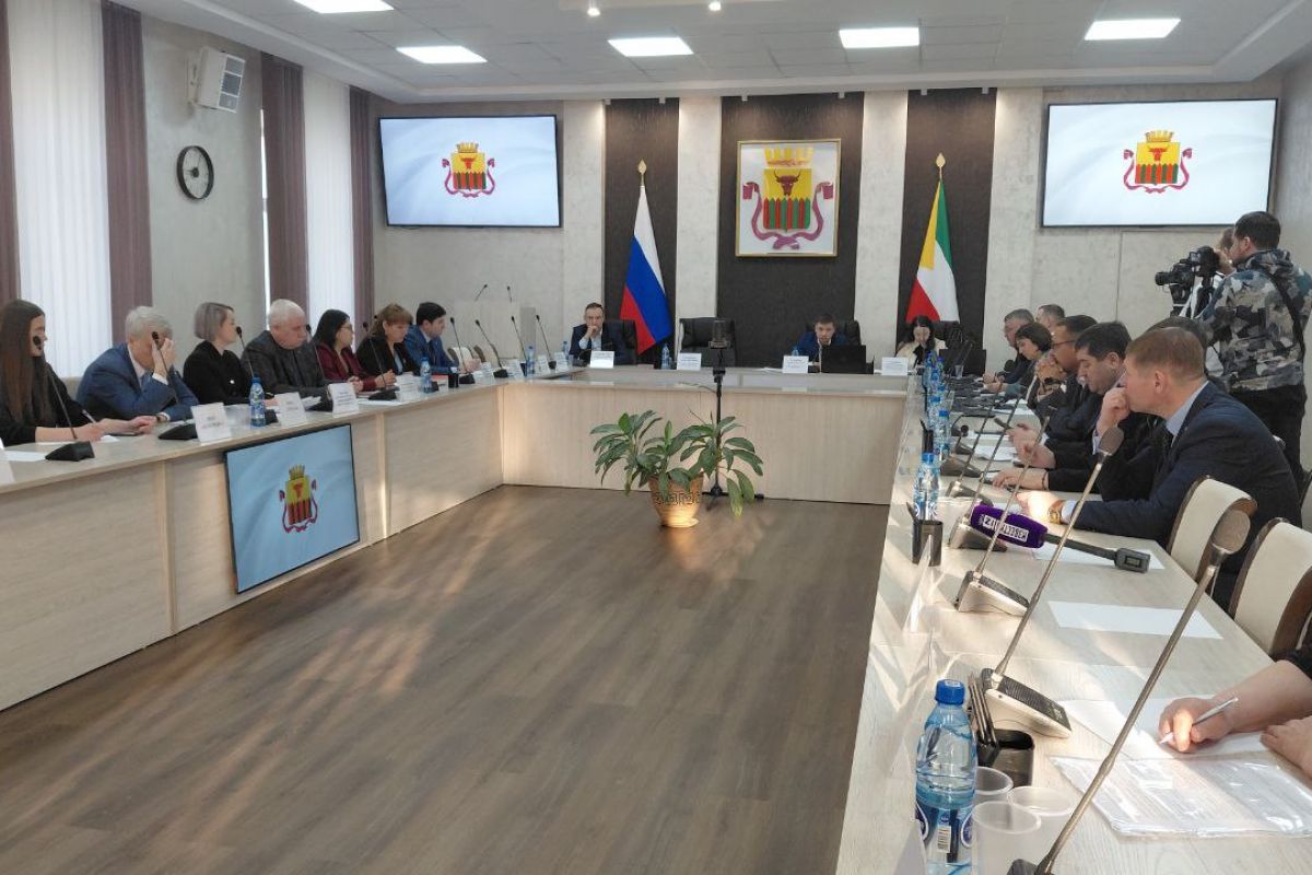 Депутаты «Единой России» обсудили проблемы тарифов на ЖКХ