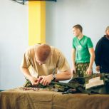 В Коминтерновском районе Воронежа при поддержке «Единой России» проходят соревнования для детских военно-патриотических объединений