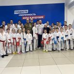 «Единая Россия» реализует в регионе культурно-патриотический проект «Чемпионом стать реально»
