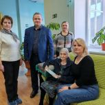 В Сапожковском округе единороссы поздравили с 95-летним юбилеем труженицу тыла Евдокию Александровну Романову