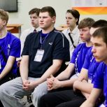 По партпроекту «Единой России» «Единая страна — доступная среда» в Череповце состоялся мастер-класс по фехтованию на колясках