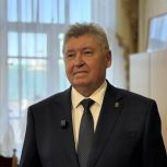 «Единая Россия» проводит акцию по прочтению стихотворений