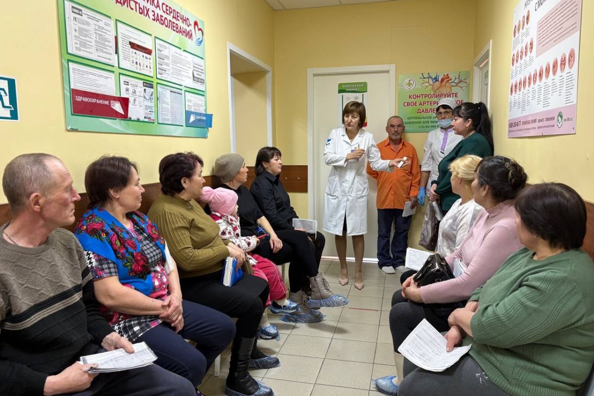 Специалисты  Яльчикской ЦРБ провели очередной выездной прием в селе Новое Байбатырево в рамках партпроекта "Здоровое будущее"