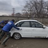 Волонтёры «Единой России» и МГЕР продолжают работу по ликвидации последствий подтоплений в Дагестане