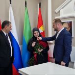 Депутат-единоросс помог многодетной семье обрести жилье