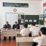 В школе с.п. Чемульга прошёл открытый урок о противодействии экстремизму и терроризму