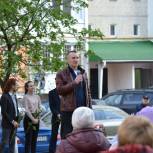 Депутаты продолжают поздравлять ветеранов с Днем Победы