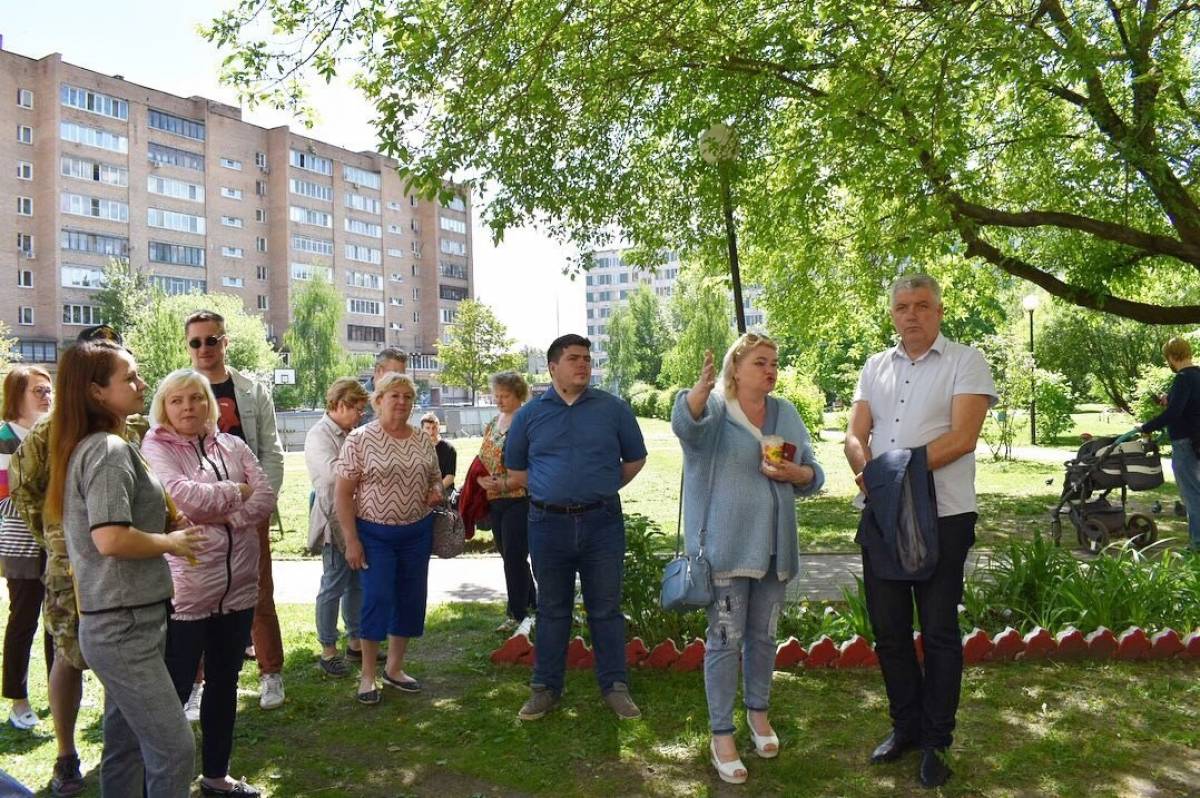 Тарас Ефимов поддержал инициативу жителей Балашихи по ограничению движения  во дворе на улице Пролетарской