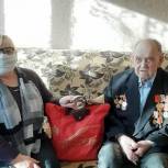 Старшее поколение: Никольские единороссы поздравили ветеранов с Днем Победы