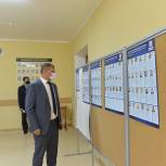 Вячеслав Фомичев ознакомился с работой счётных комиссий на предварительном голосовании «Единой России» в Балашихе и Реутове