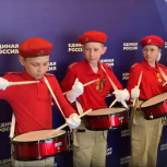 «Единая Россия» помогла обеспечить реквизитом севастопольских юнармейцев
