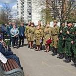 Во Внукове прошли парады у домов ветеранов Великой Отечественной войны