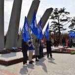 44 фронтовые бригады возложили цветы к памятникам воинам  Великой Отечественной войны