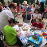 Единороссы вместе с «Женщинами бизнеса» организовали праздник для детей