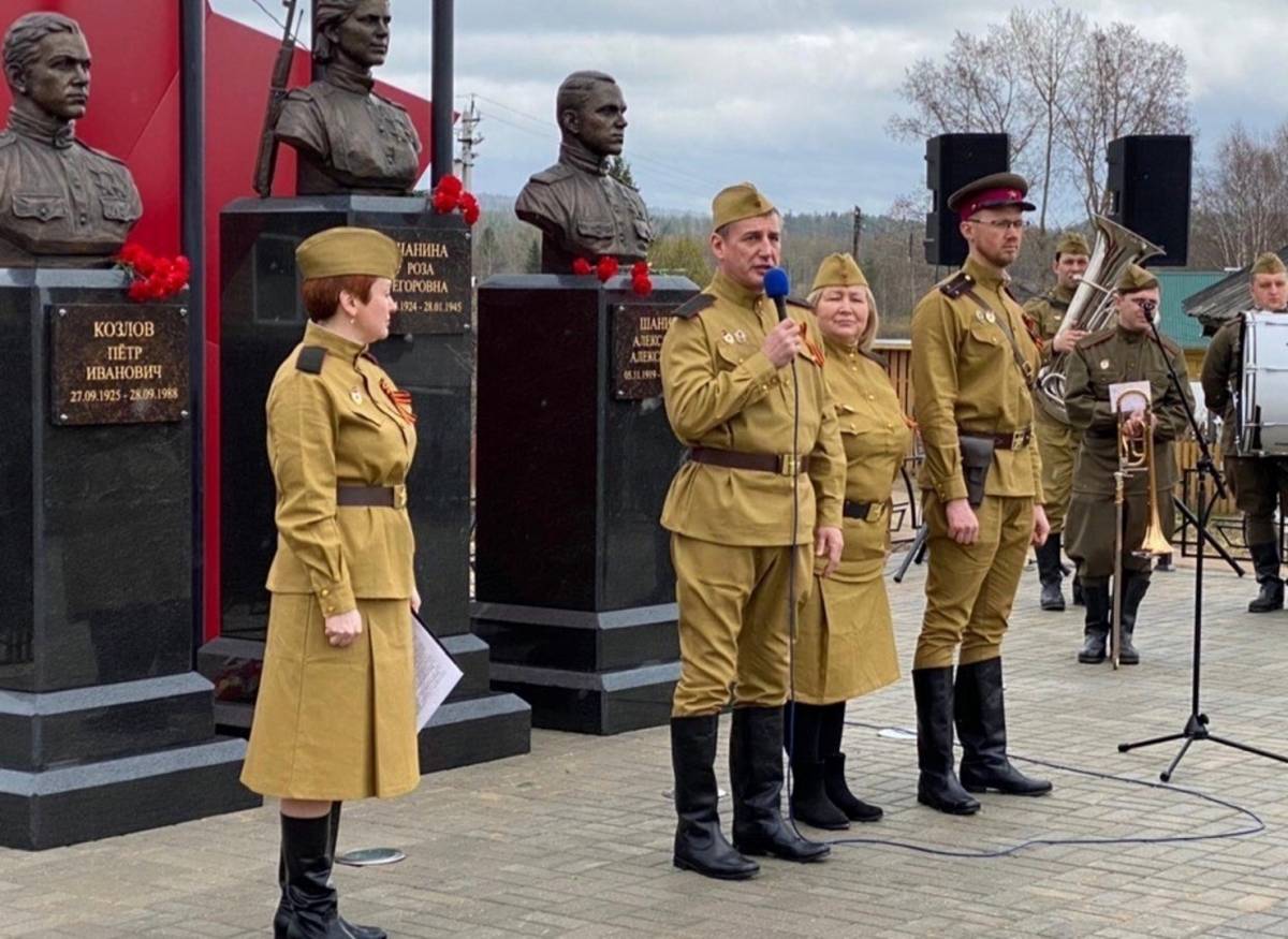 В Устьянском районе впервые прошел парад военной техники