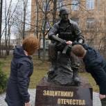 Повреждение на памятнике Защитнику Отечества в Петрозаводске устранят в ближайшие сутки