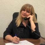 Материальную помощь от Анастасии Ребровой получат пенсионерка и одинокая мама двоих детей