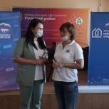 Елена Гребнева вручила удостоверения уполномоченным представителям многоквартирных домов