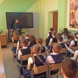 Анастасия Дементьева посетила киноурок в центре образования № 8