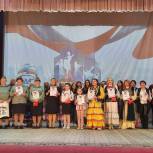 На сцене Аргаяшского Дома культуры состоялся муниципальный этап областного партийного проекта "Марафон талантов"