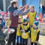 В Каслях в рамках 69-й традиционной легкоатлетической эстафеты состоялся забег для самых маленьких жителей города