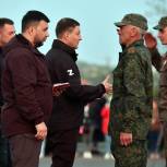 Военнослужащим ДНР вручили медали «За освобождение Мариуполя»