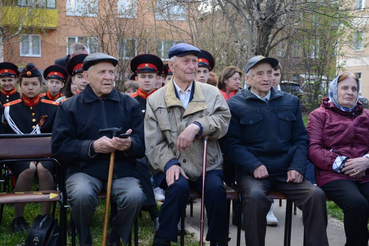 Партийцы Богородского городского округа присоединились к акции «Поющие дома»