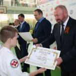 Виктор Тестов организовал юношеский спортивный турнир
