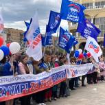 Единороссы и молодогвардейцы приняли участие в митинге в честь Дня Весны и Труда