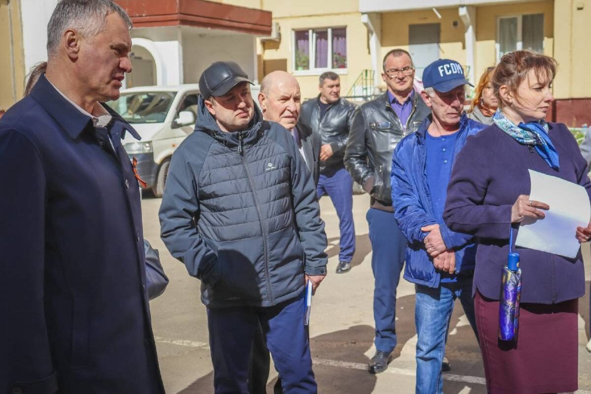 Встречу с жителями улицы Горького провели партийцы во Фрязино