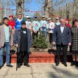 В Зиме прошла акция «Сад памяти» с участием ветерана Валентина Григорьевича Смолянюка
